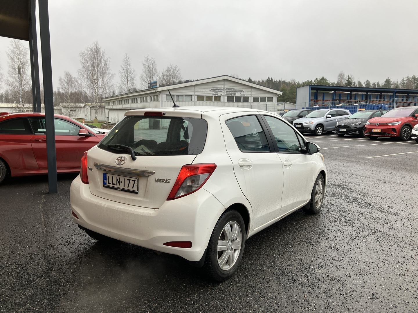 TOYOTA Yaris 2013