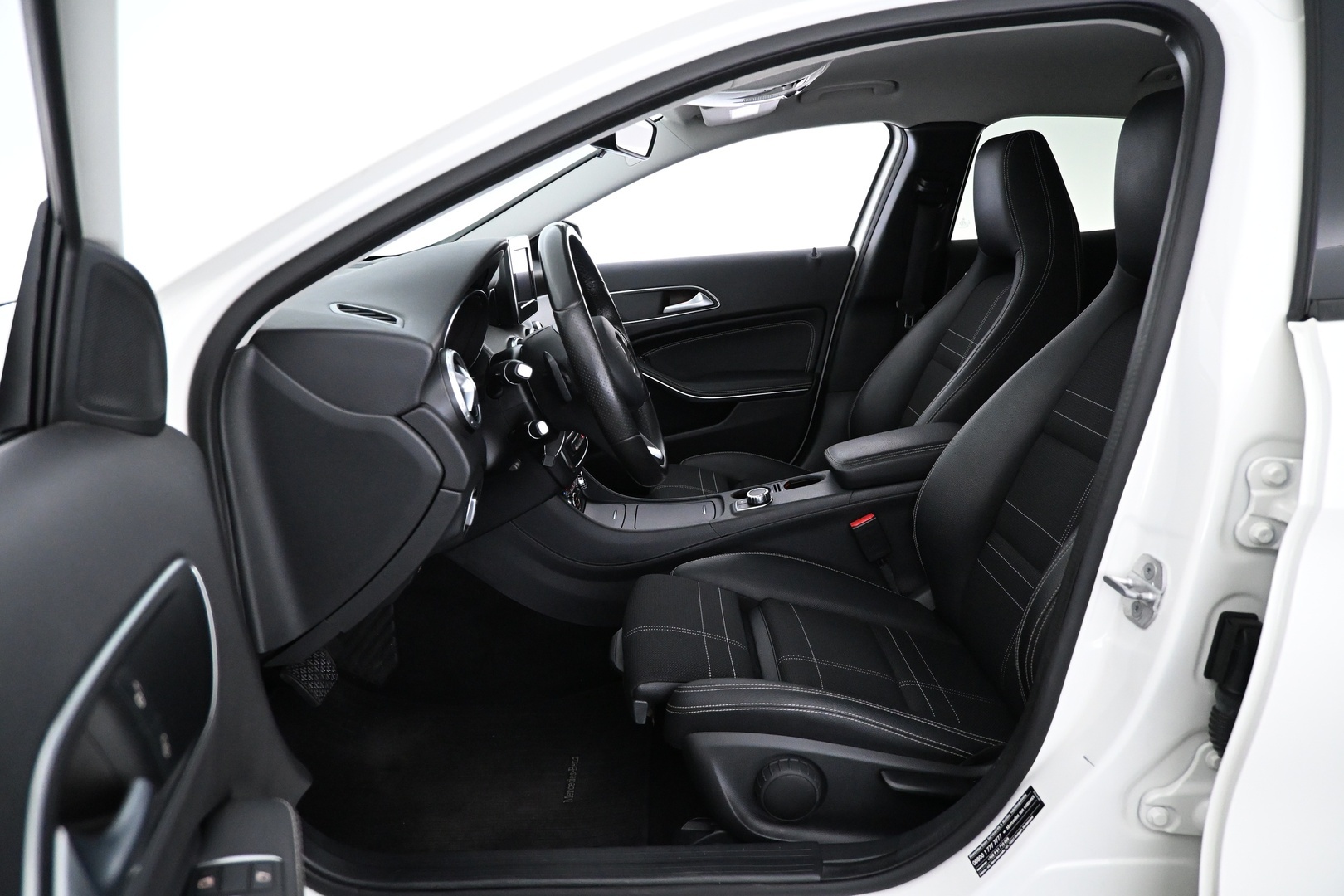 MERCEDES-BENZ GLA 2017