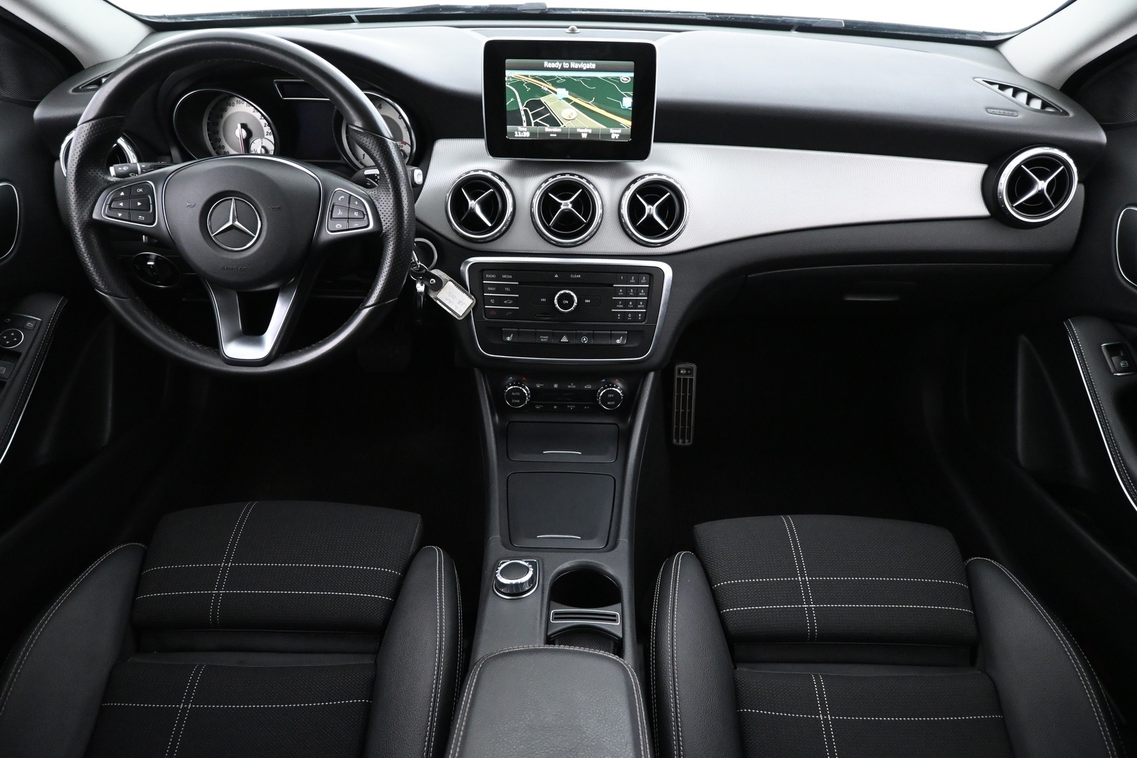 MERCEDES-BENZ GLA 2017