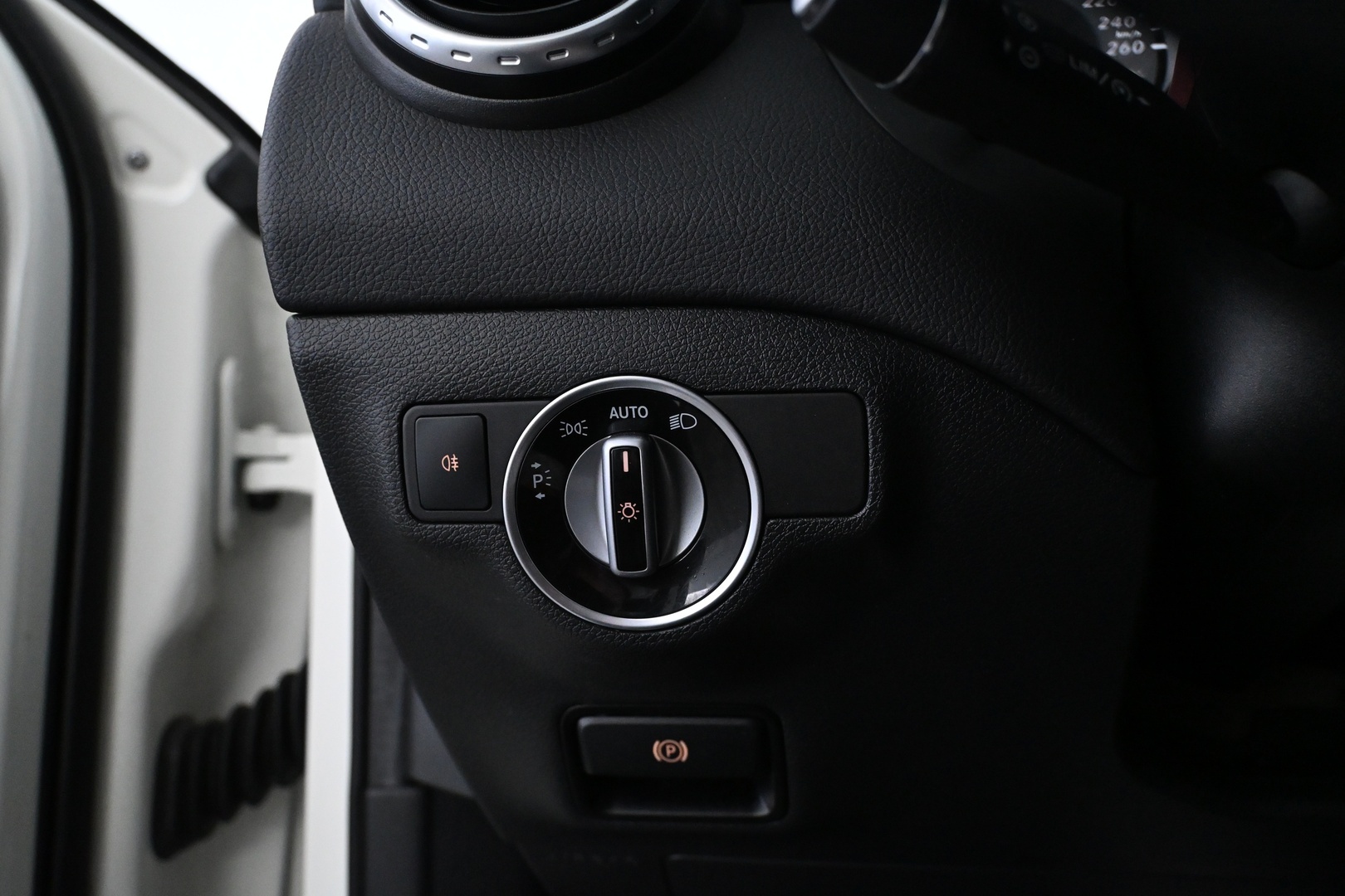 MERCEDES-BENZ GLA 2017