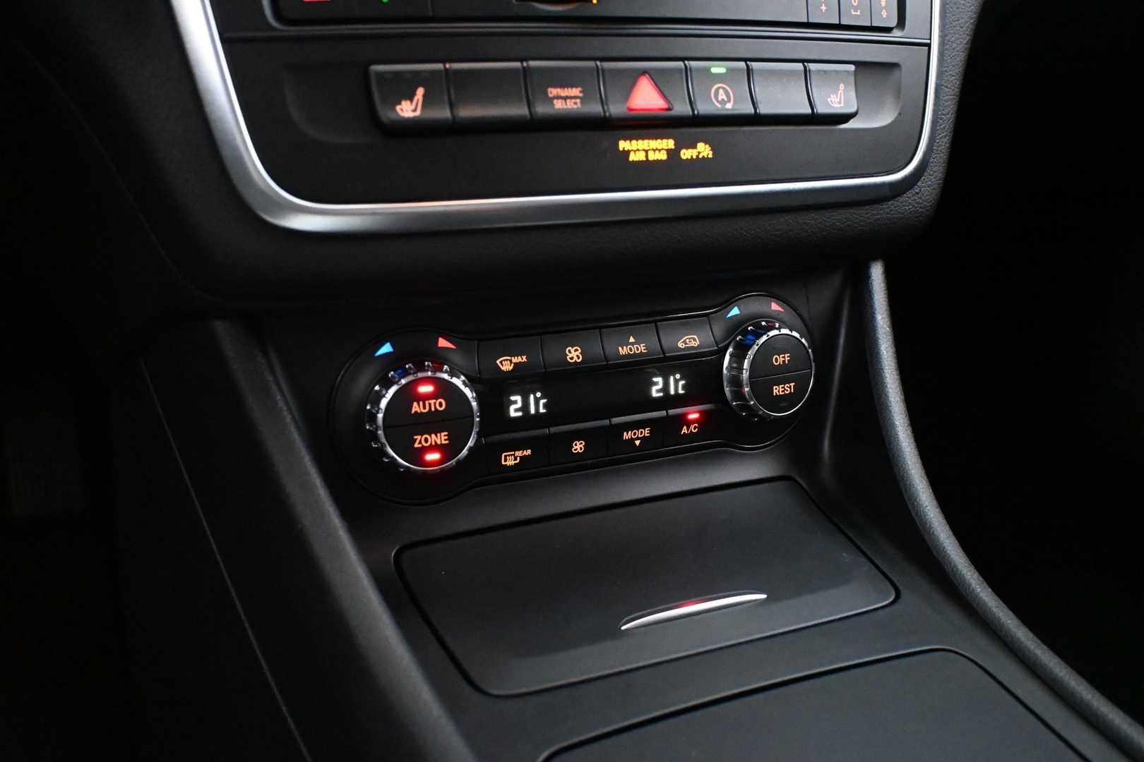 MERCEDES-BENZ GLA 2017