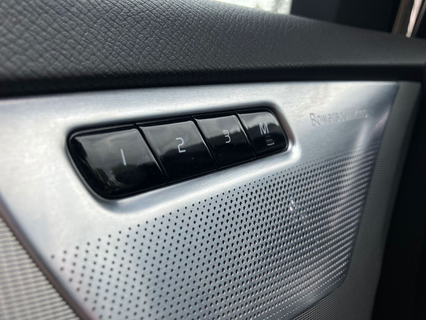 VOLVO XC90 2017