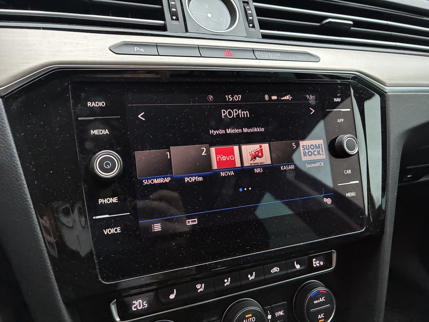 VOLKSWAGEN Passat 2018