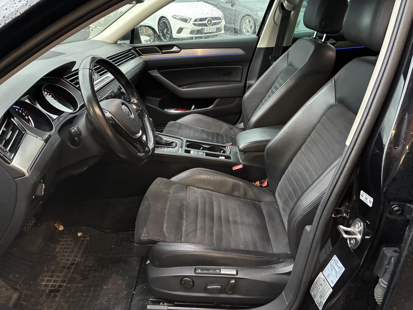 VOLKSWAGEN Passat 2018