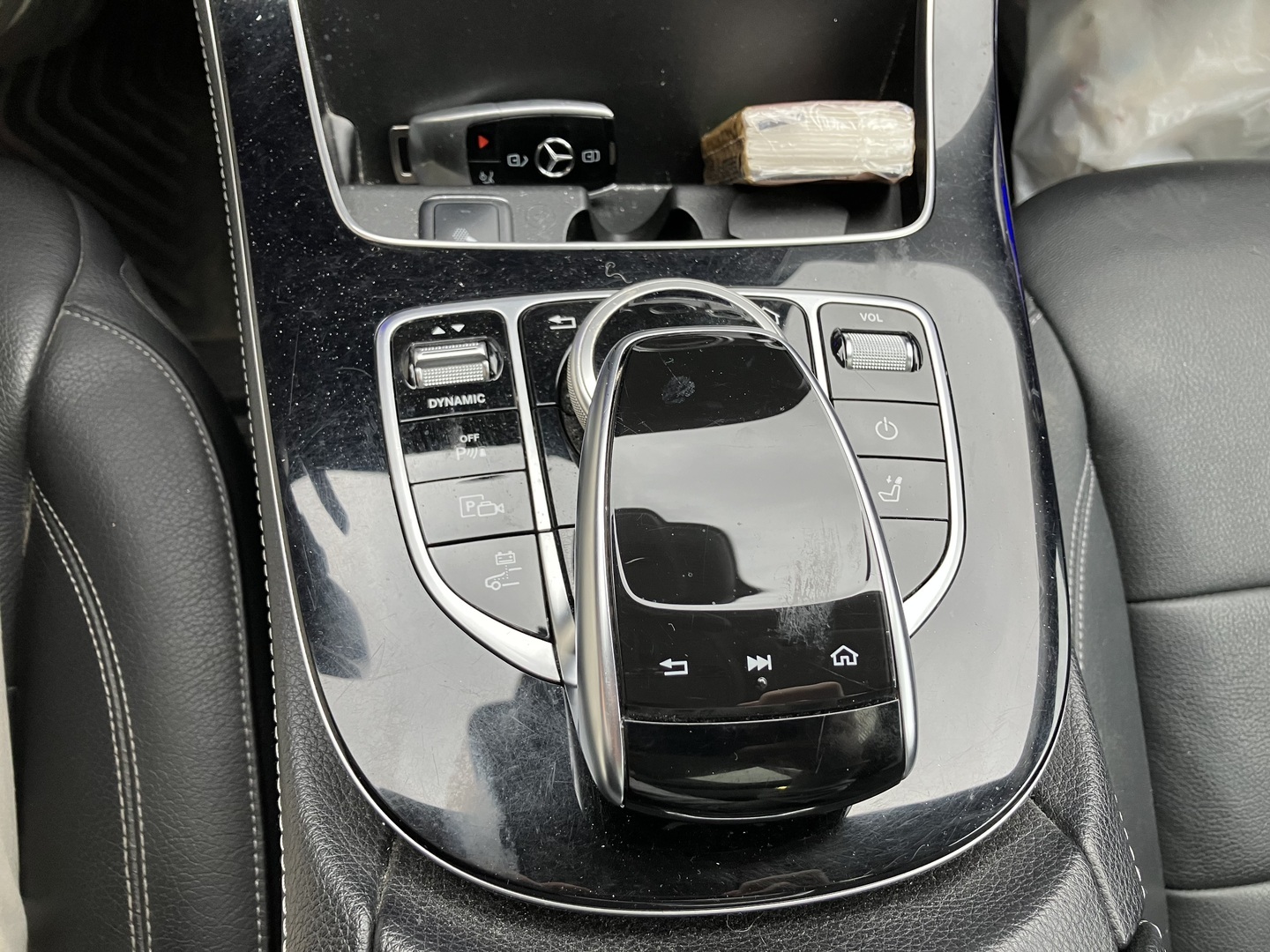 MERCEDES-BENZ E 2019