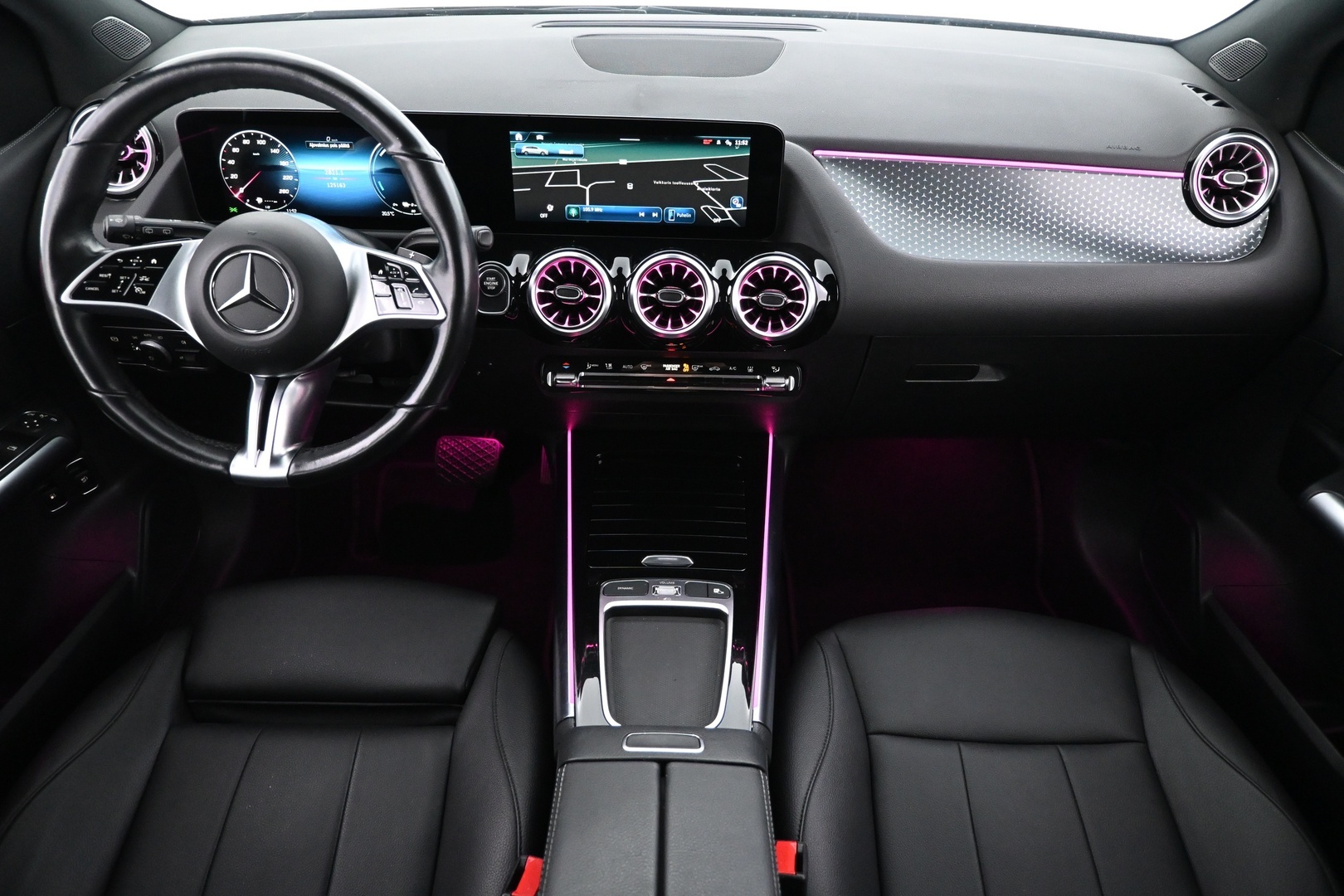 MERCEDES-BENZ B 2023