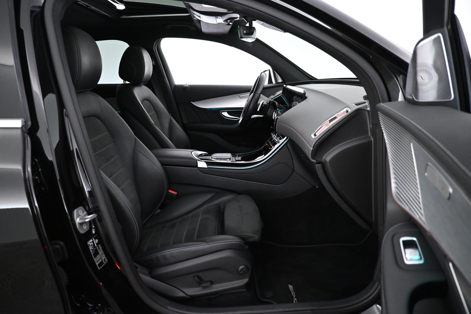 MERCEDES-BENZ EQC 2021