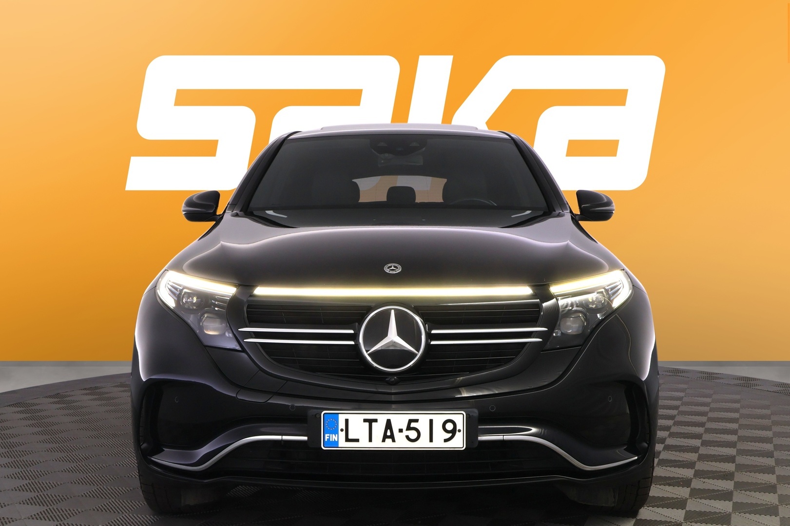 MERCEDES-BENZ EQC 2021