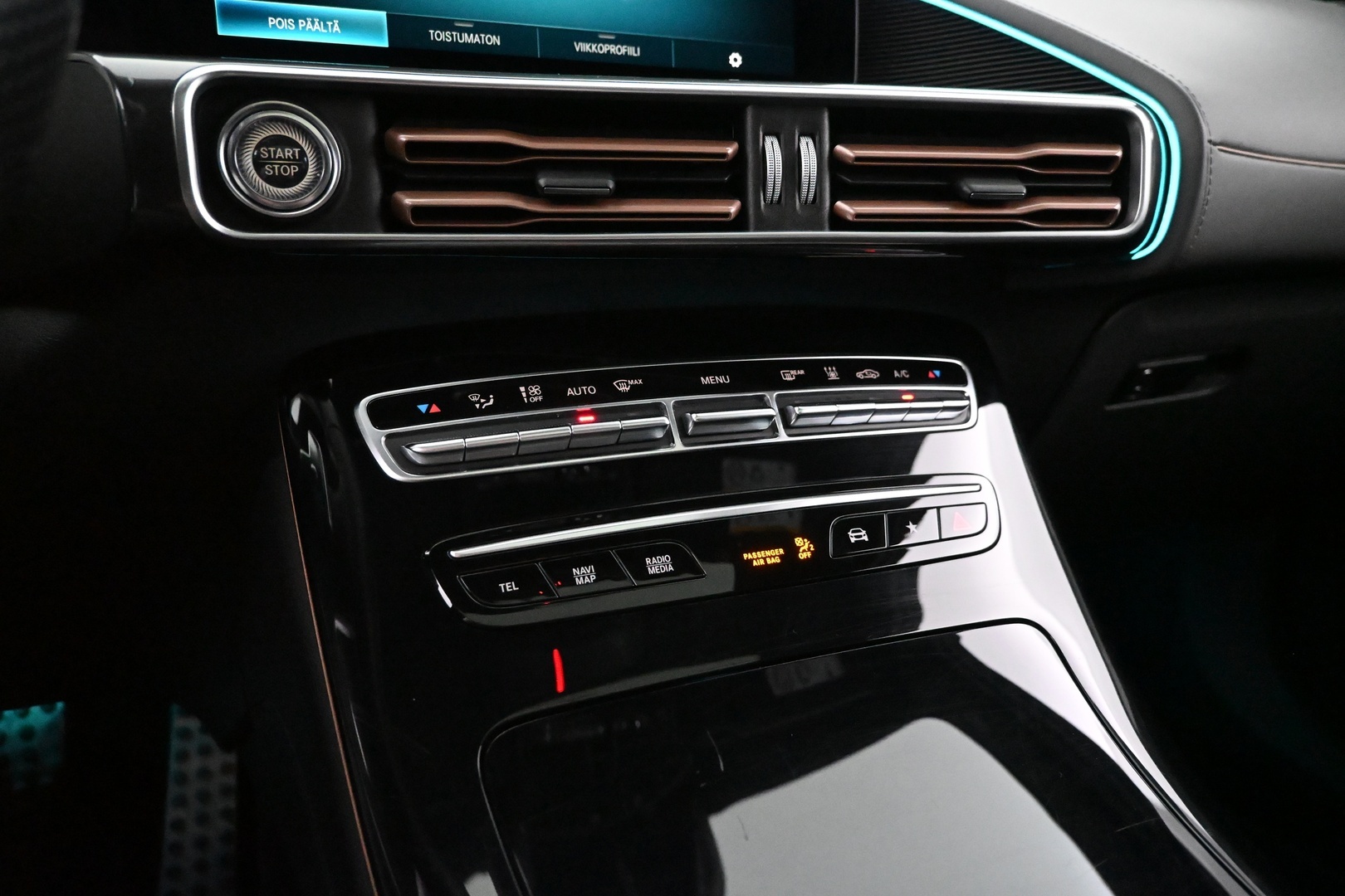 MERCEDES-BENZ EQC 2021