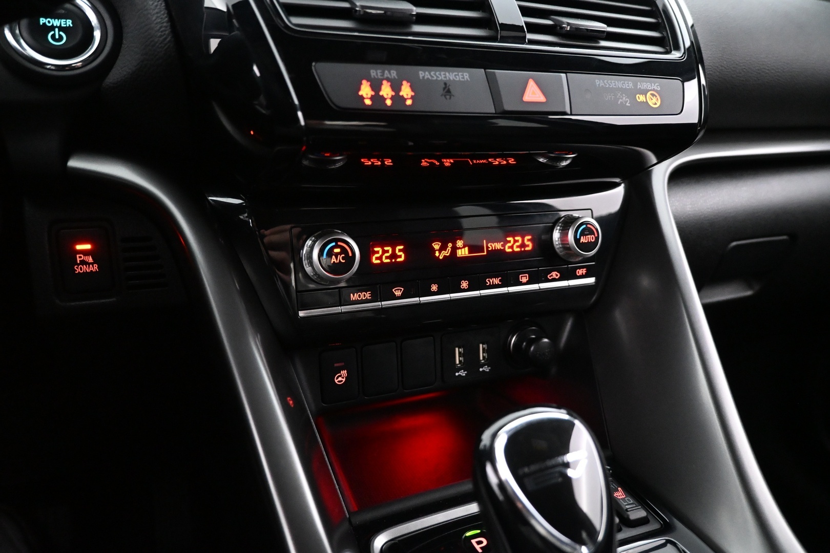 MITSUBISHI Eclipse Cross 2024