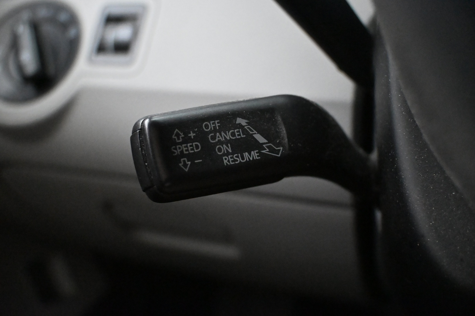 VOLKSWAGEN Passat 2010