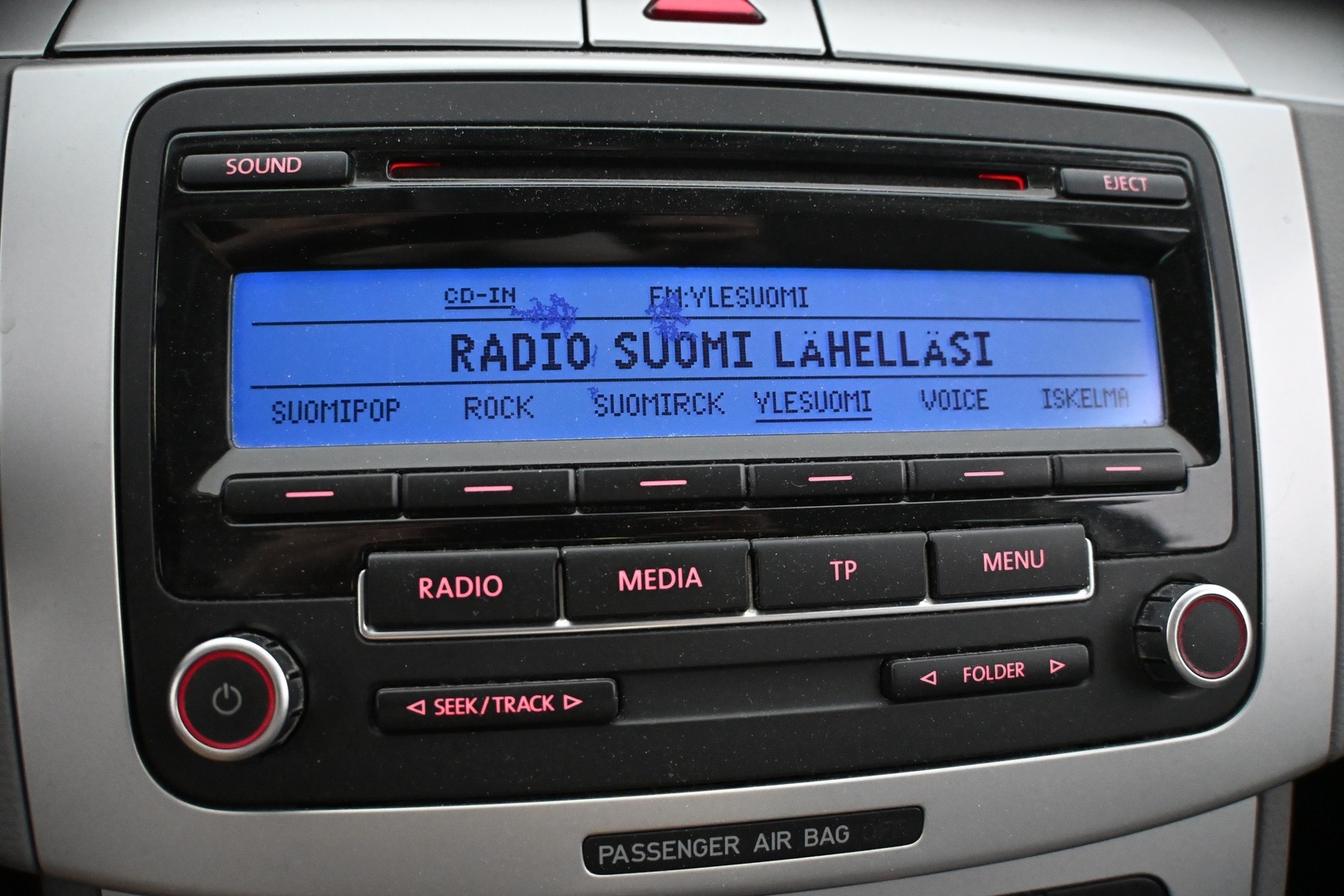 VOLKSWAGEN Passat 2010