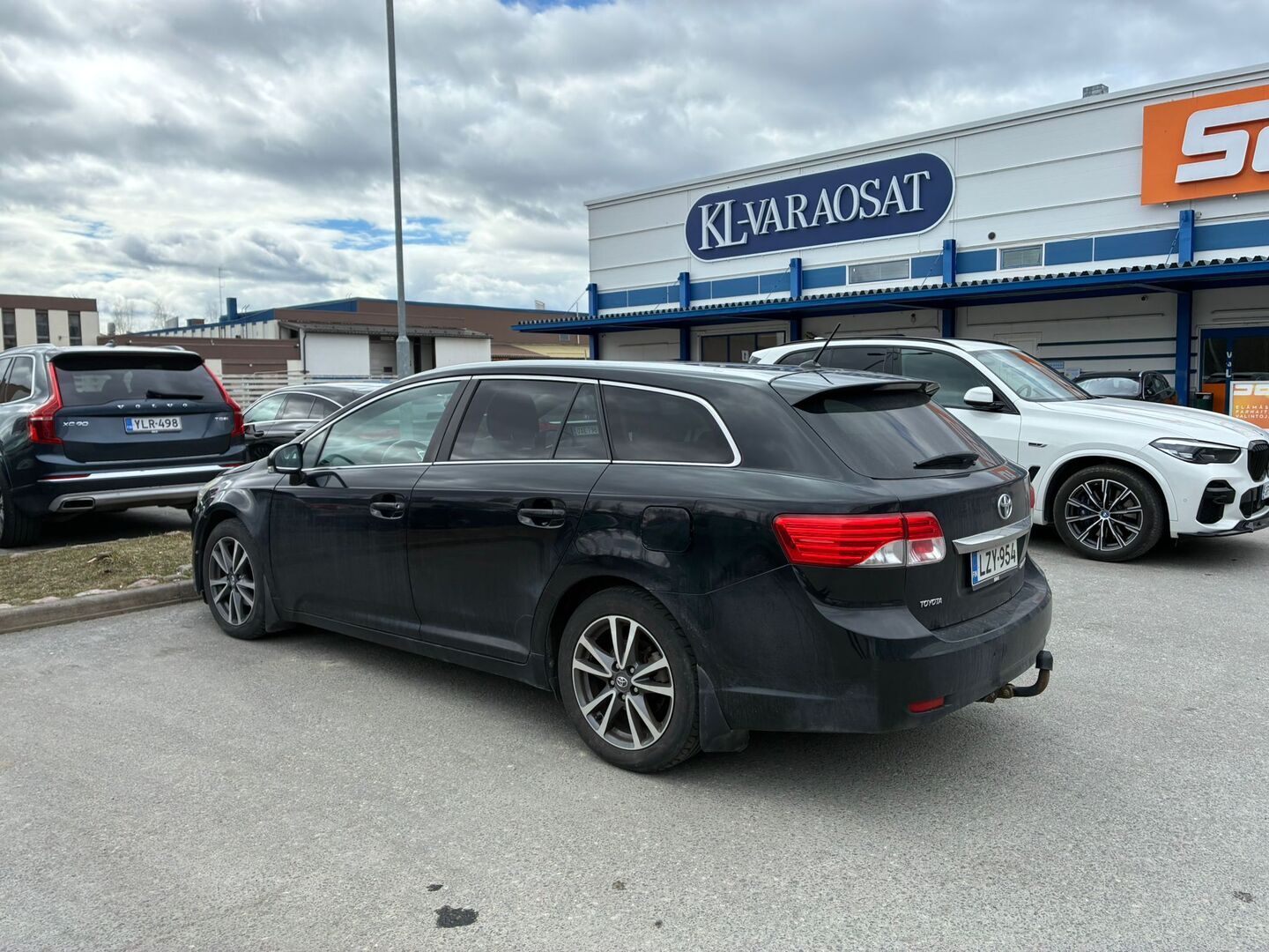 TOYOTA Avensis 2012