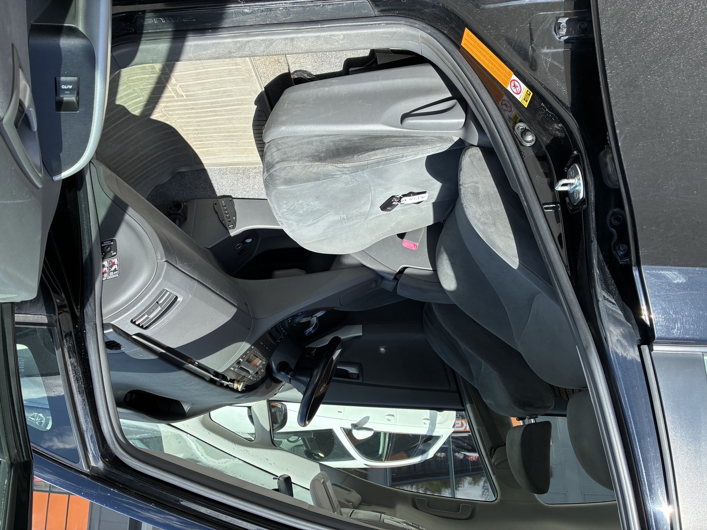 TOYOTA Prius 2010