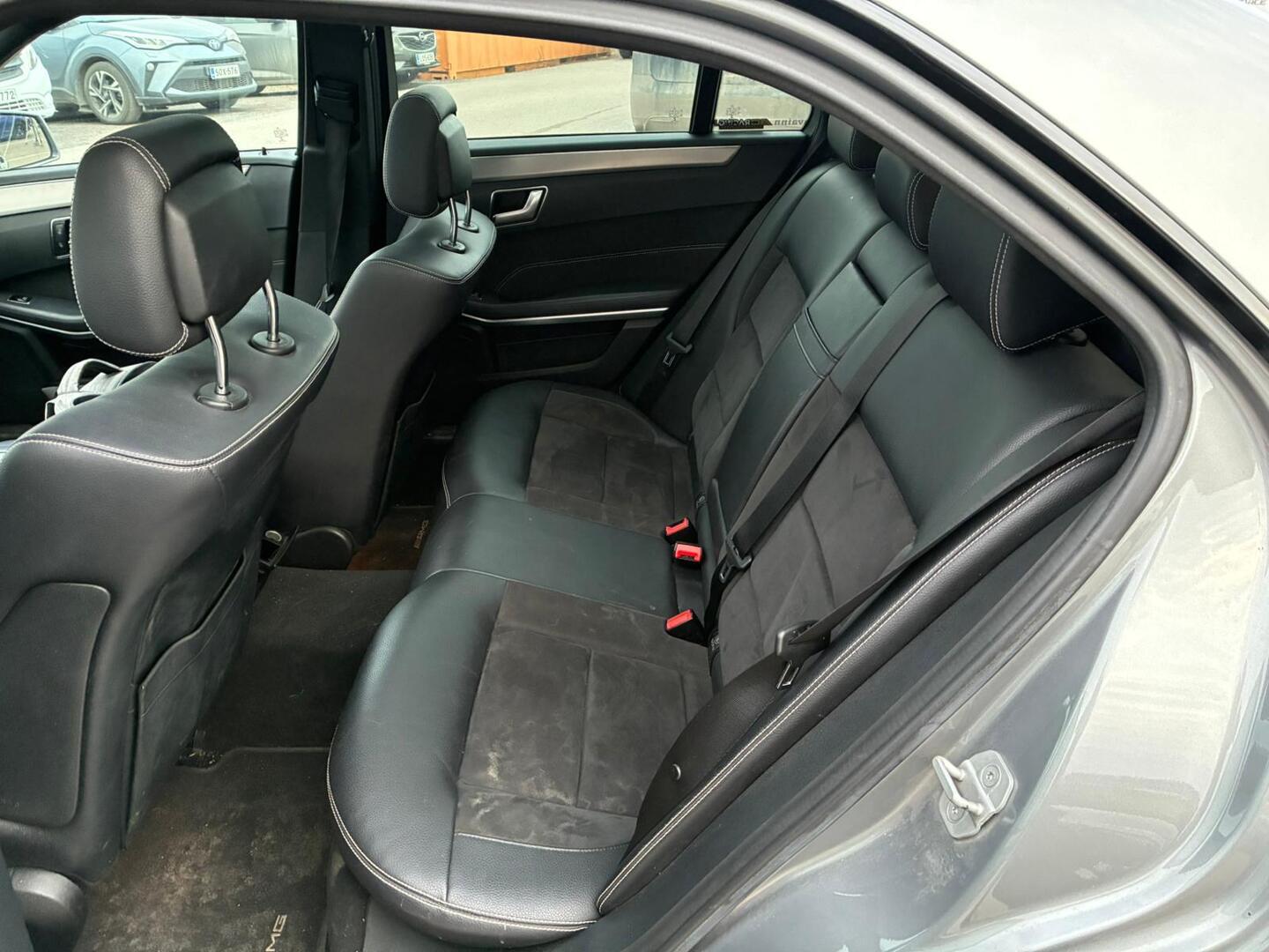 MERCEDES-BENZ E 2015