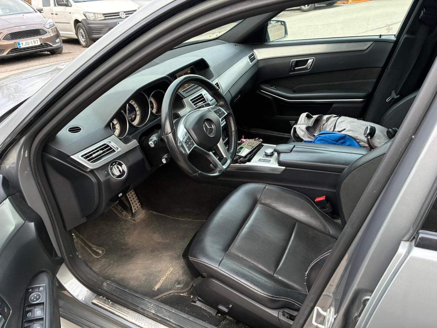 MERCEDES-BENZ E 2015