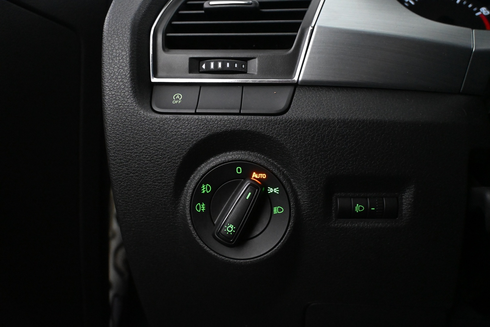 SKODA Fabia 2016