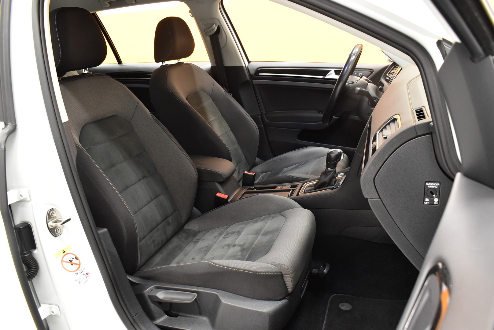 VOLKSWAGEN Golf 2018