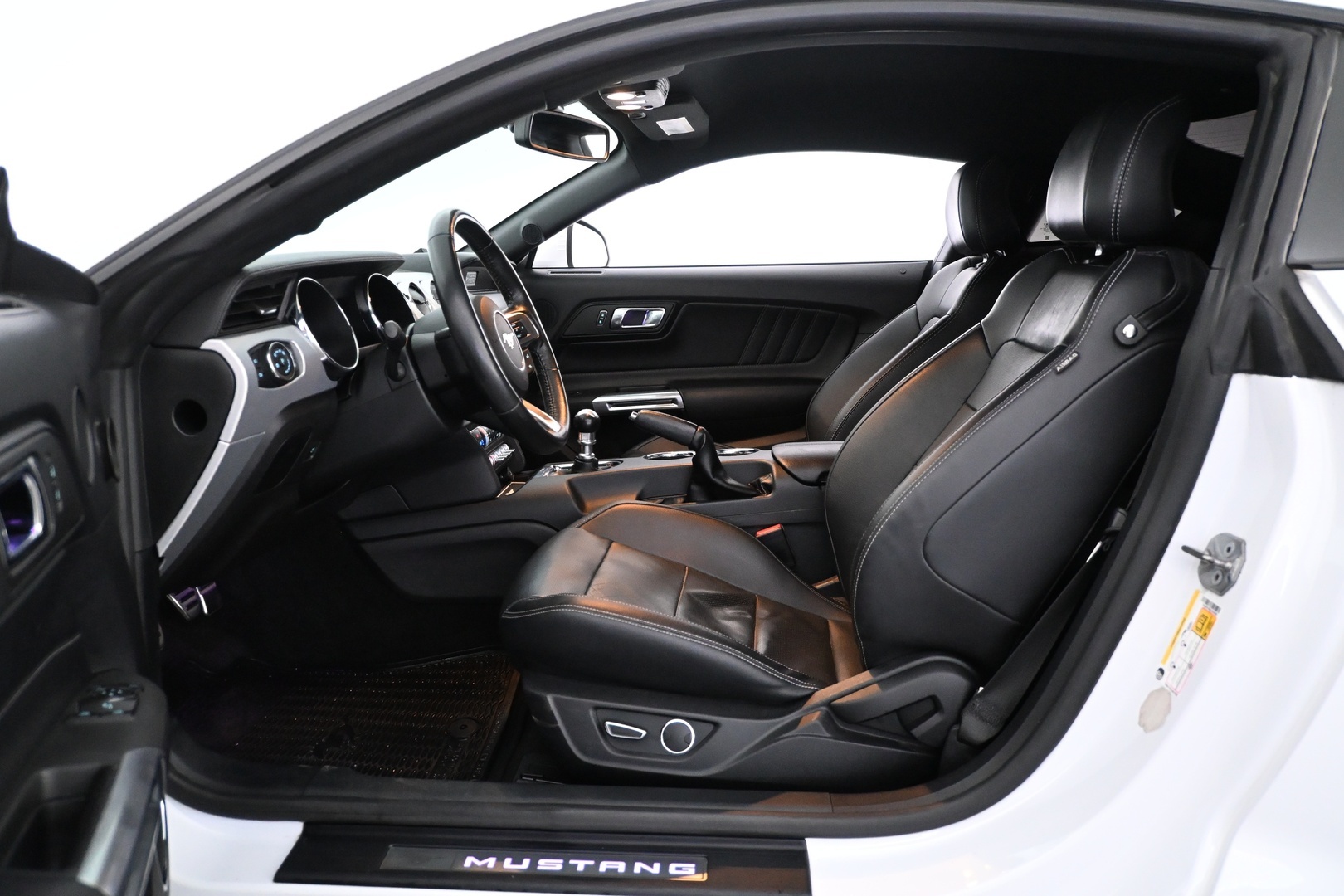 FORD Mustang 2016