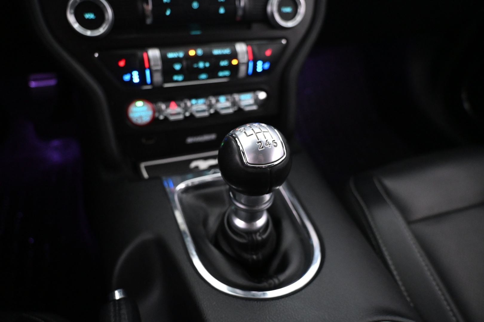FORD Mustang 2016