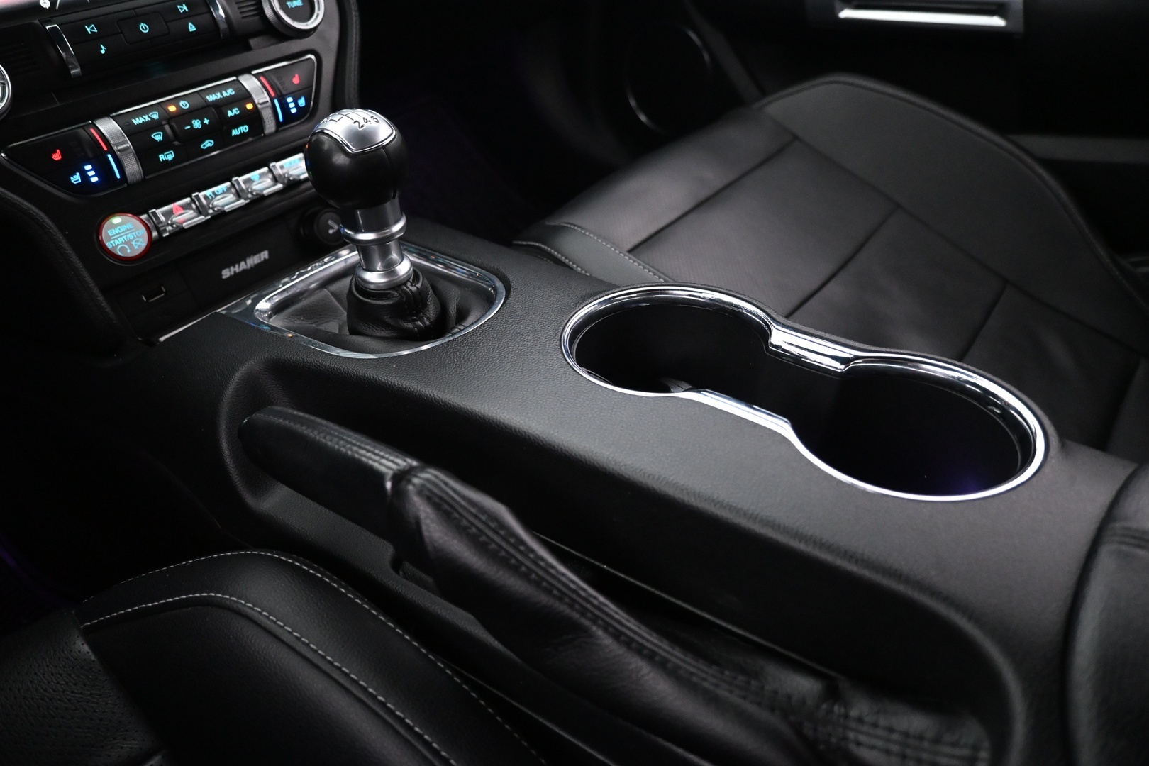 FORD Mustang 2016