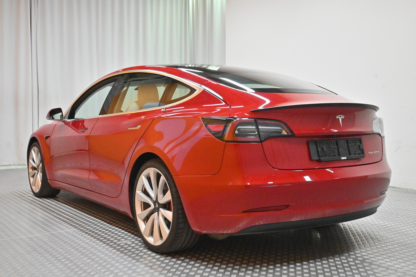 TESLA Model 3 2019