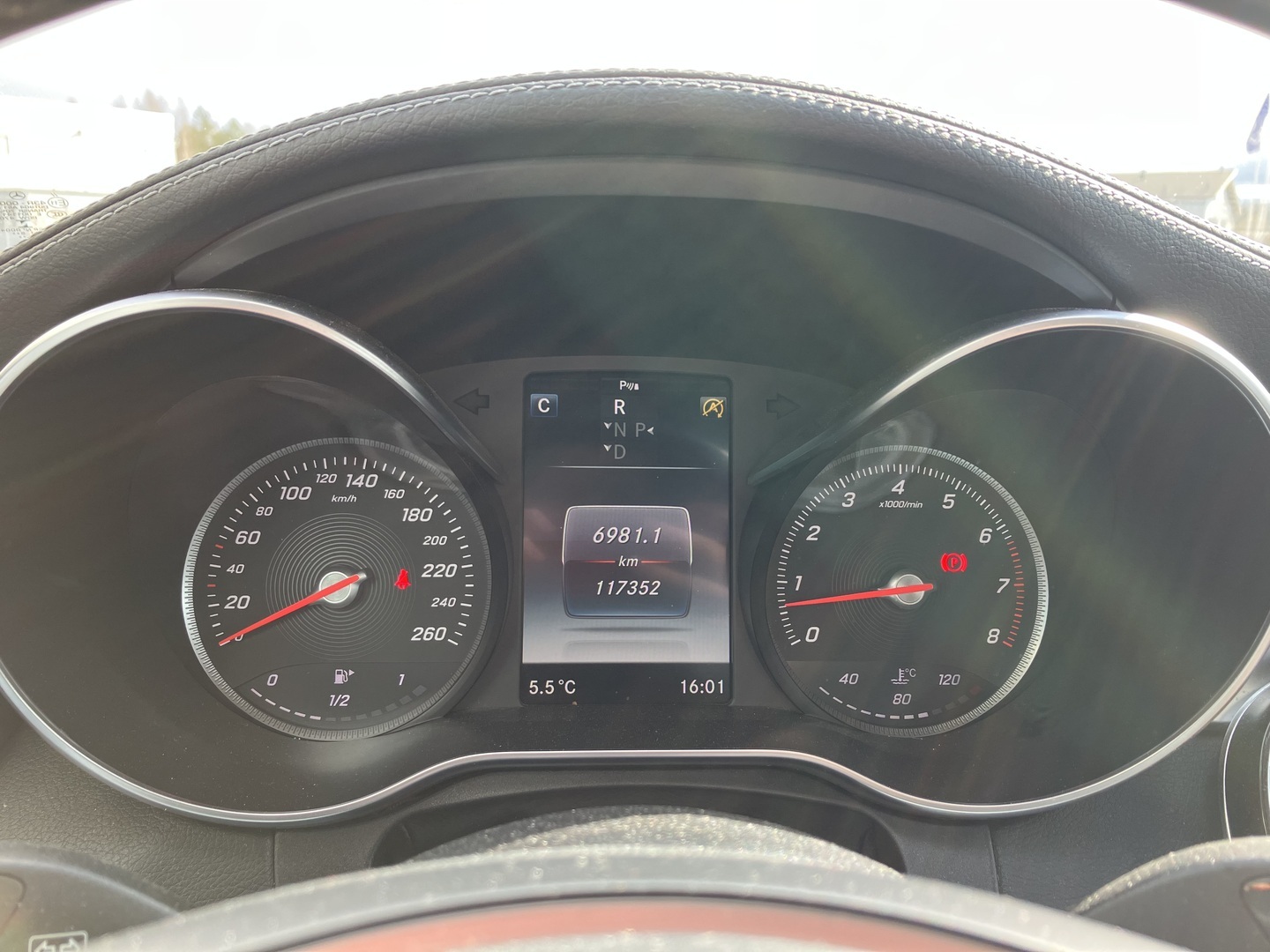 MERCEDES-BENZ C 2016