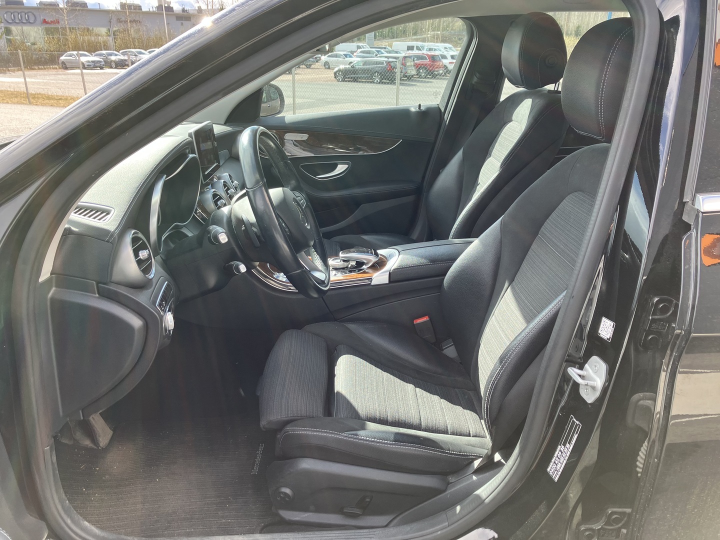 MERCEDES-BENZ C 2016