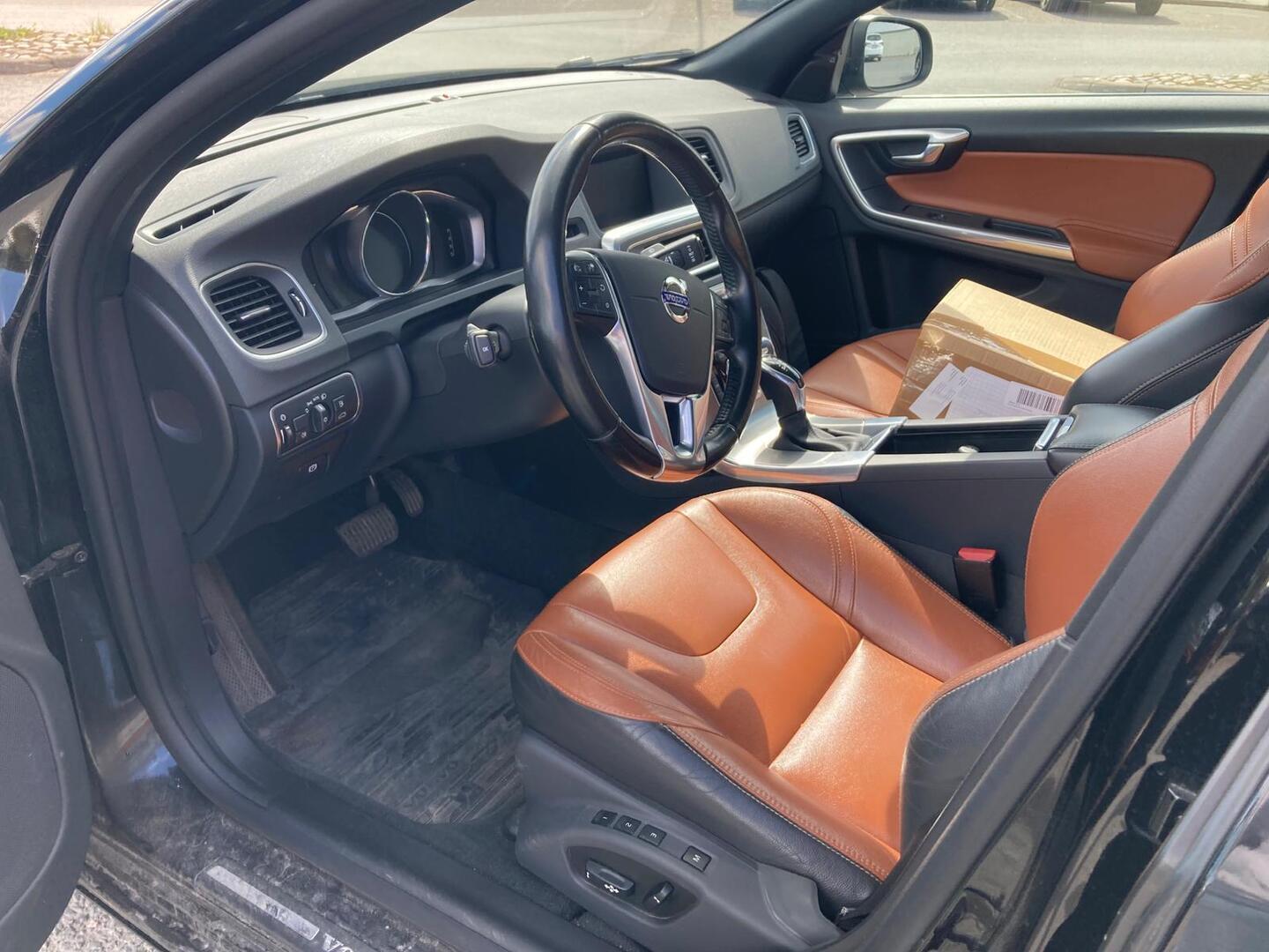 VOLVO S60 2017
