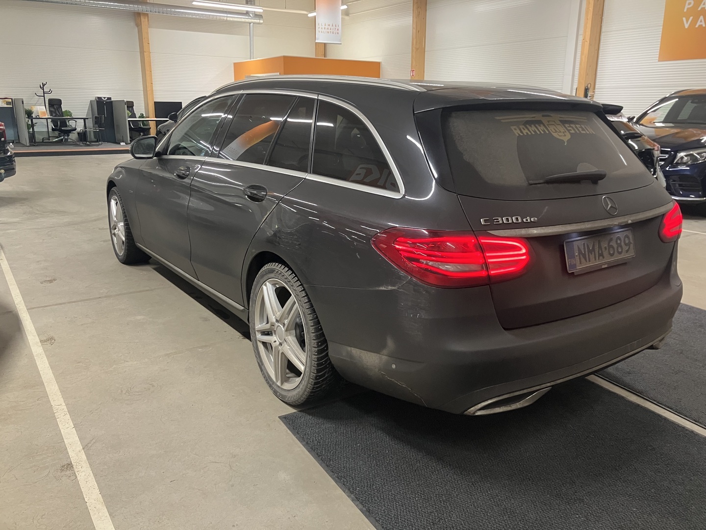 MERCEDES-BENZ C 2020