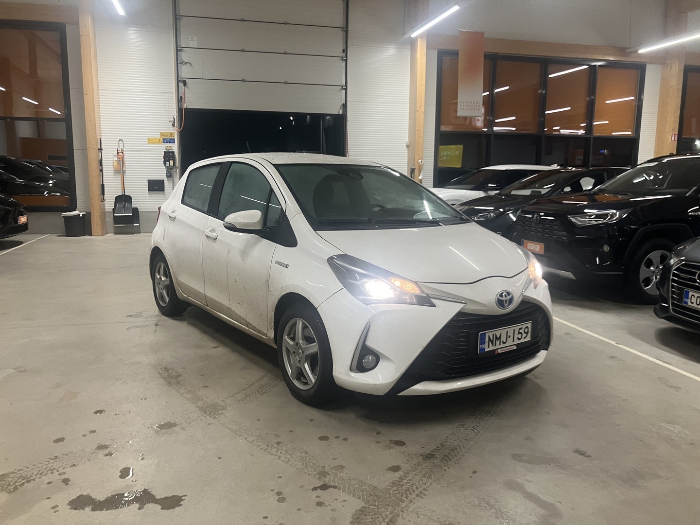 TOYOTA Yaris 2018