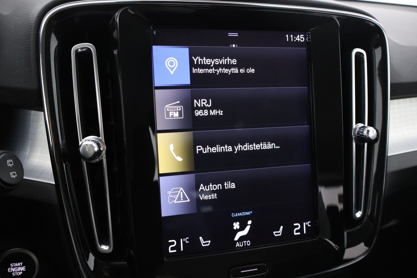 VOLVO XC40 2020
