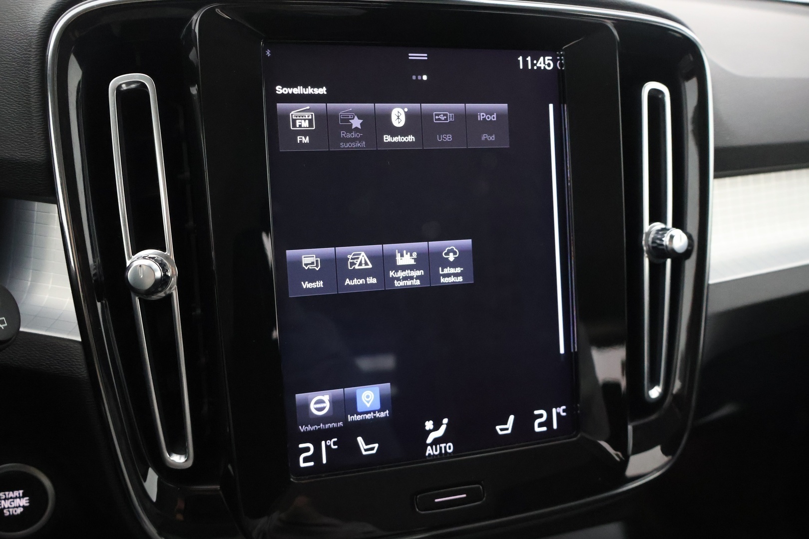 VOLVO XC40 2020