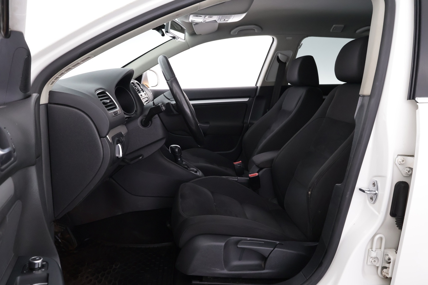 VOLKSWAGEN Golf 2013