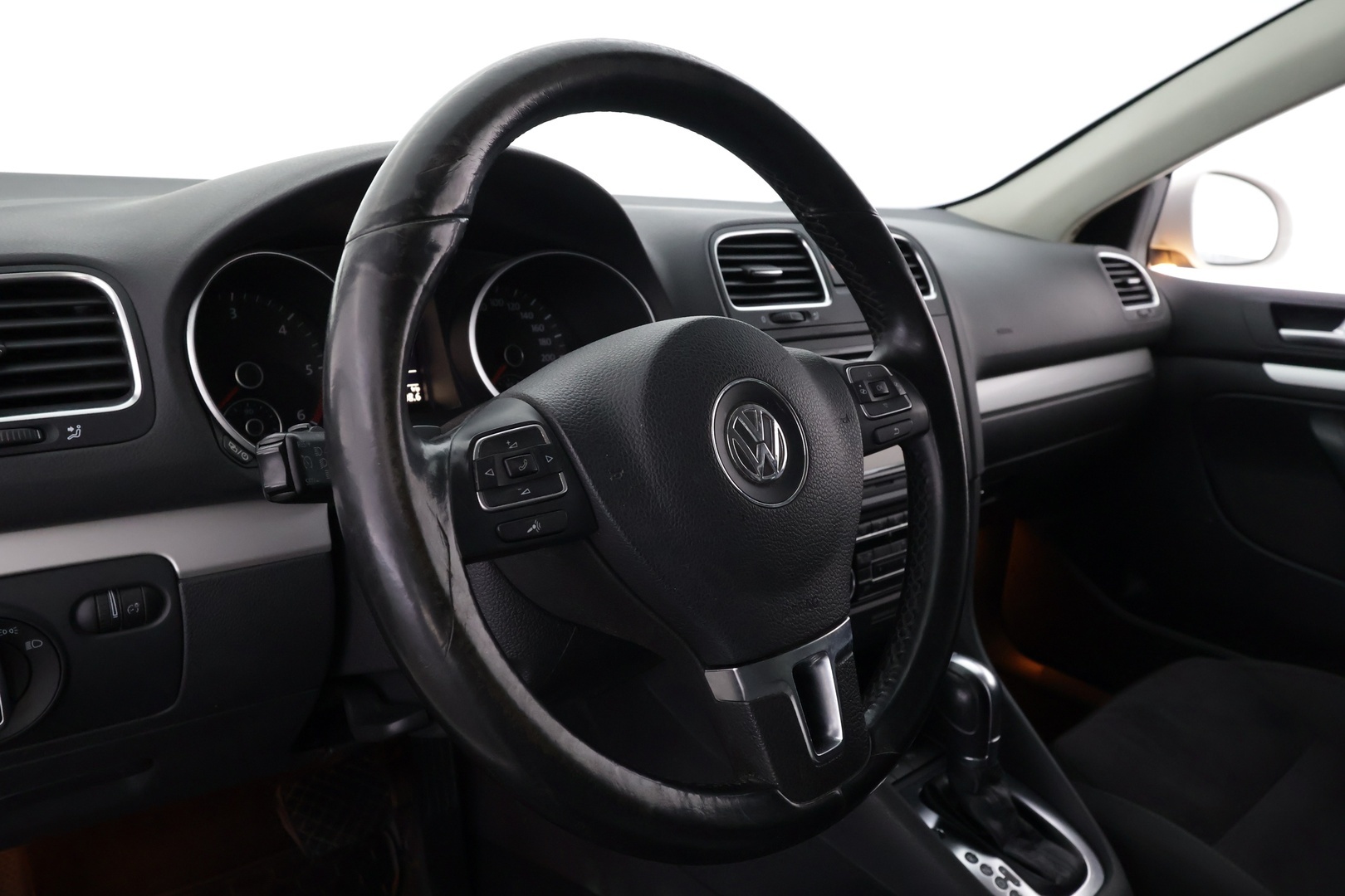 VOLKSWAGEN Golf 2013
