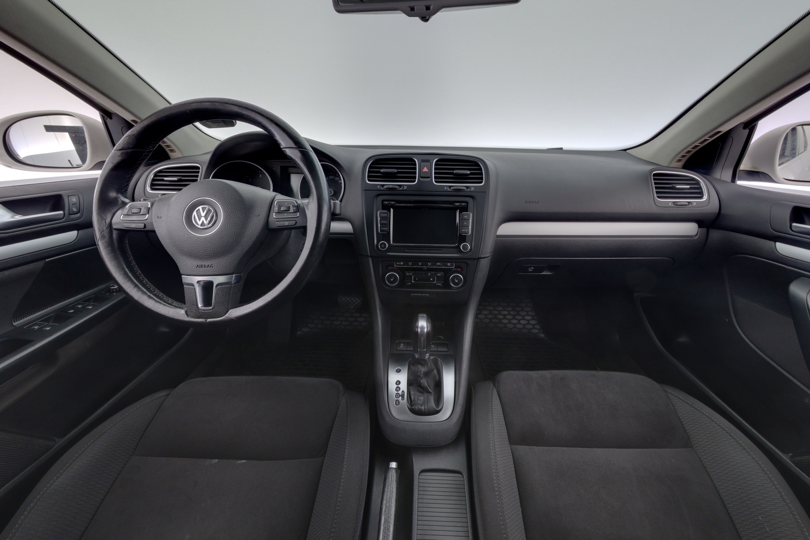 VOLKSWAGEN Golf 2013