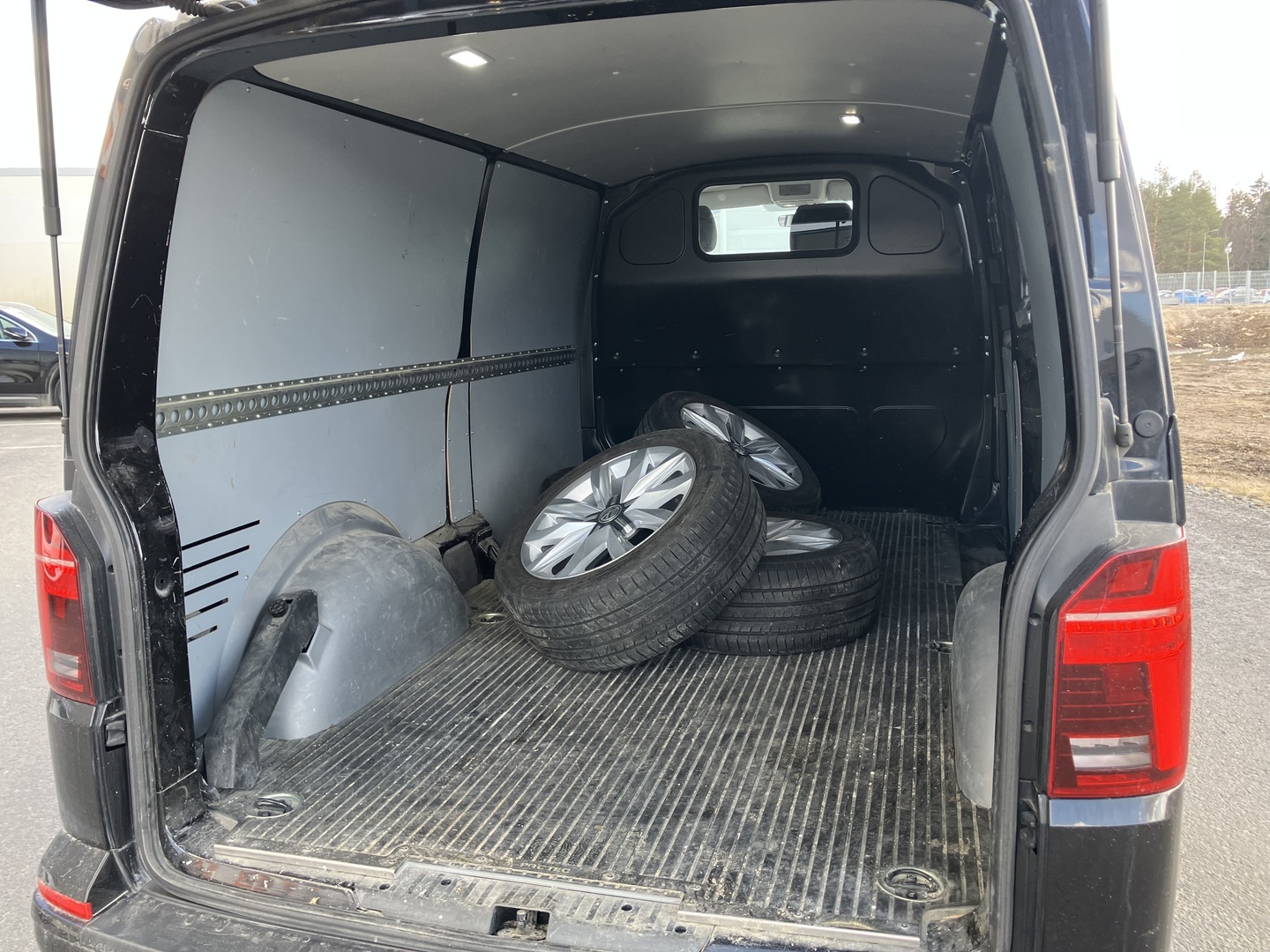 VOLKSWAGEN Transporter 2022