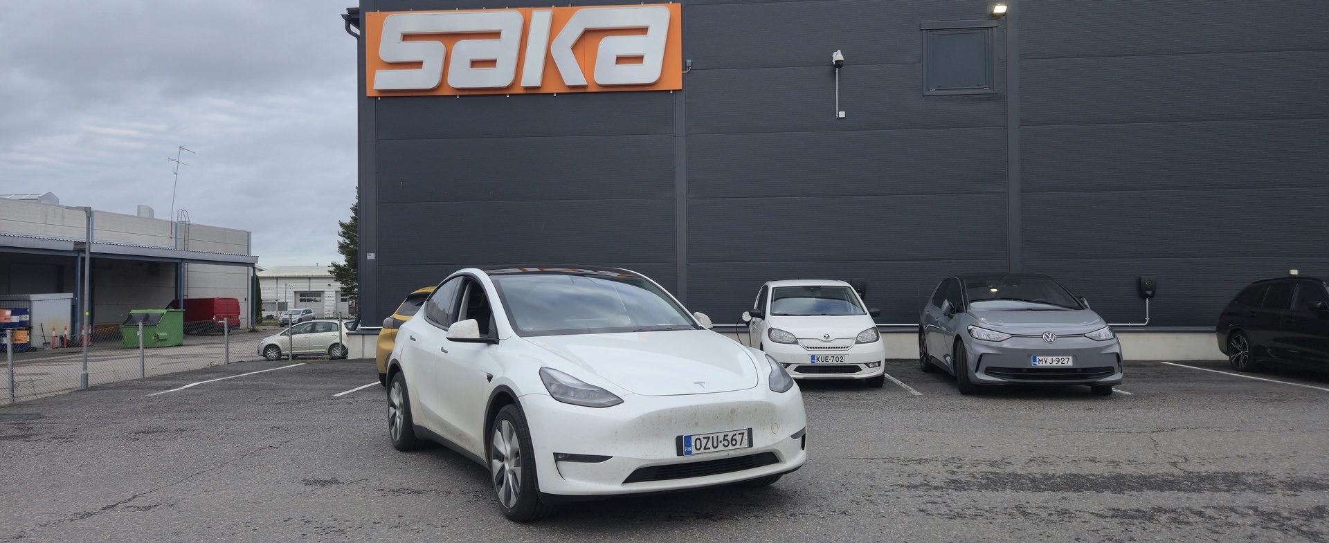 TESLA Model Y 2023