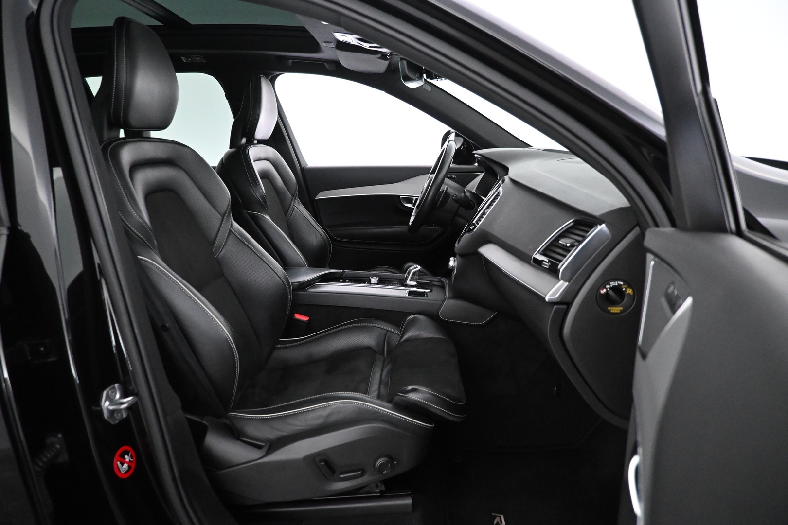VOLVO XC90 2018