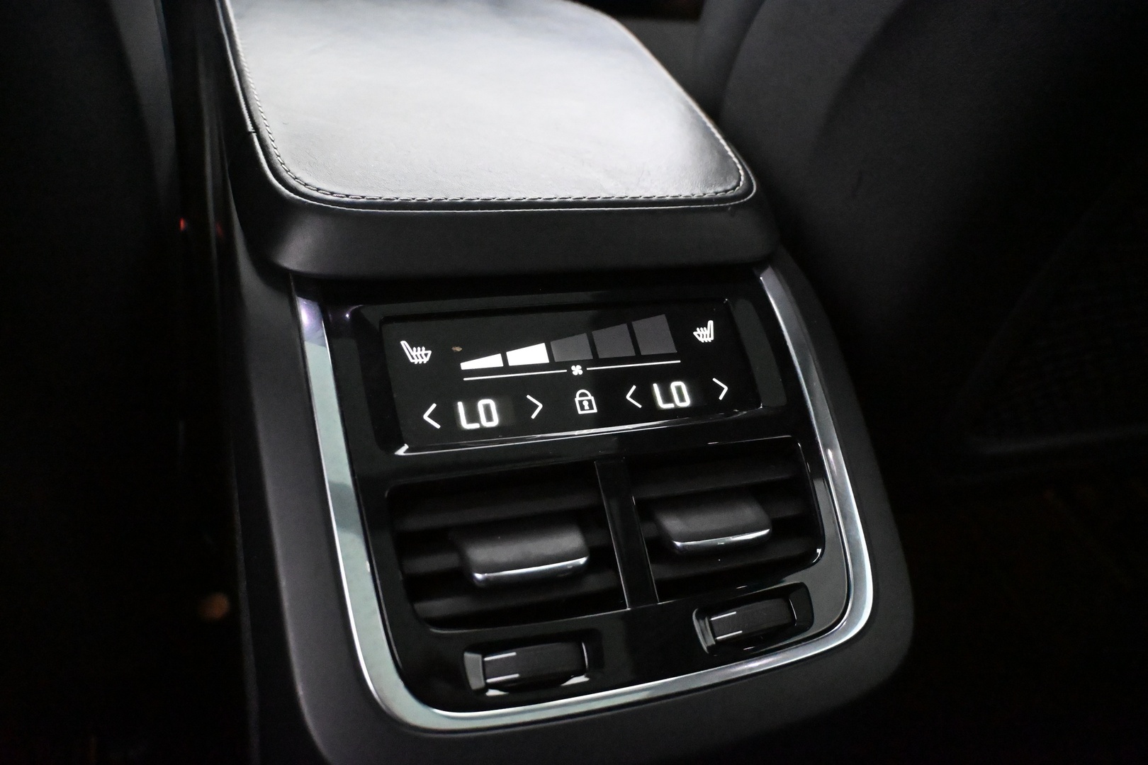 VOLVO XC90 2018