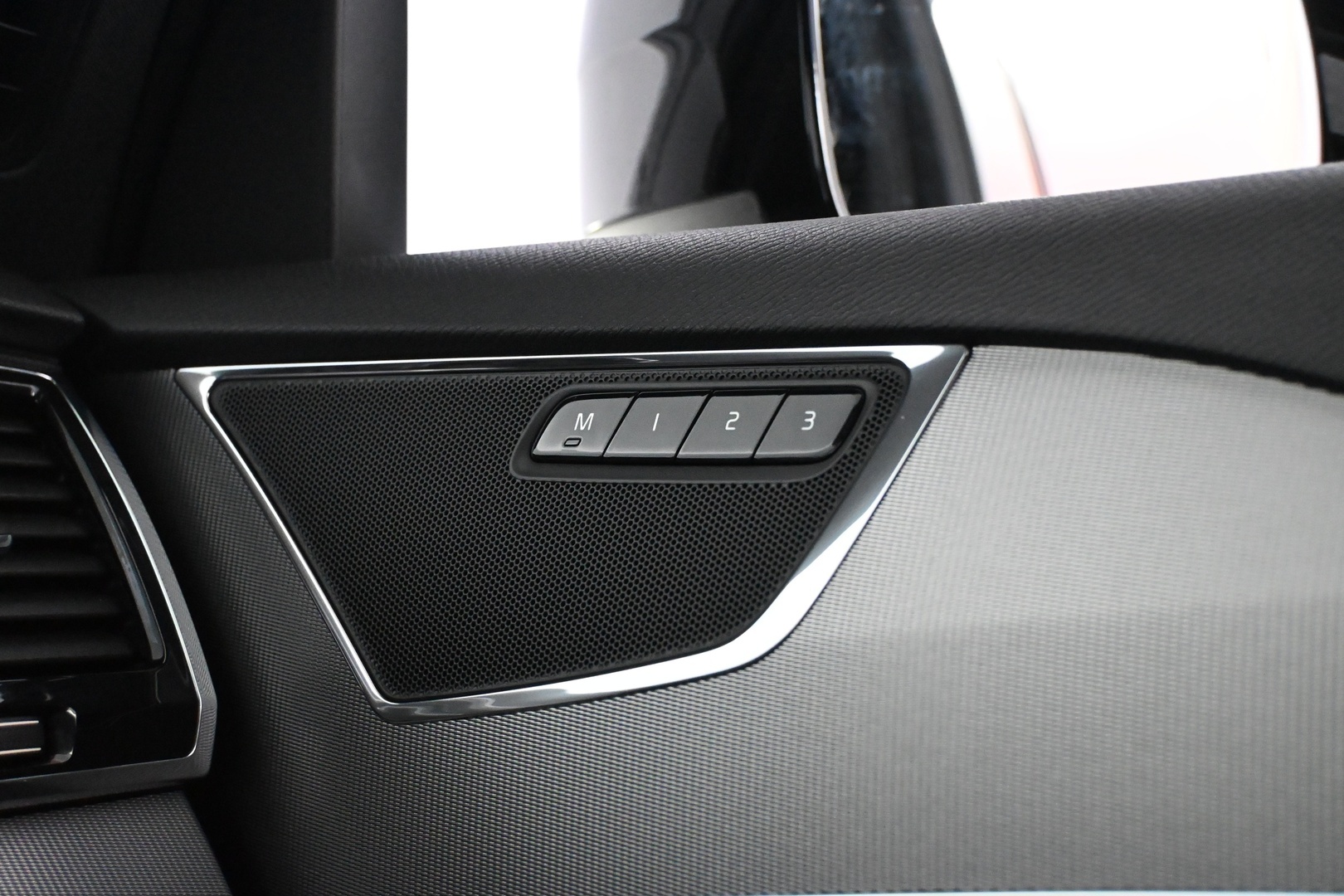 VOLVO XC90 2018