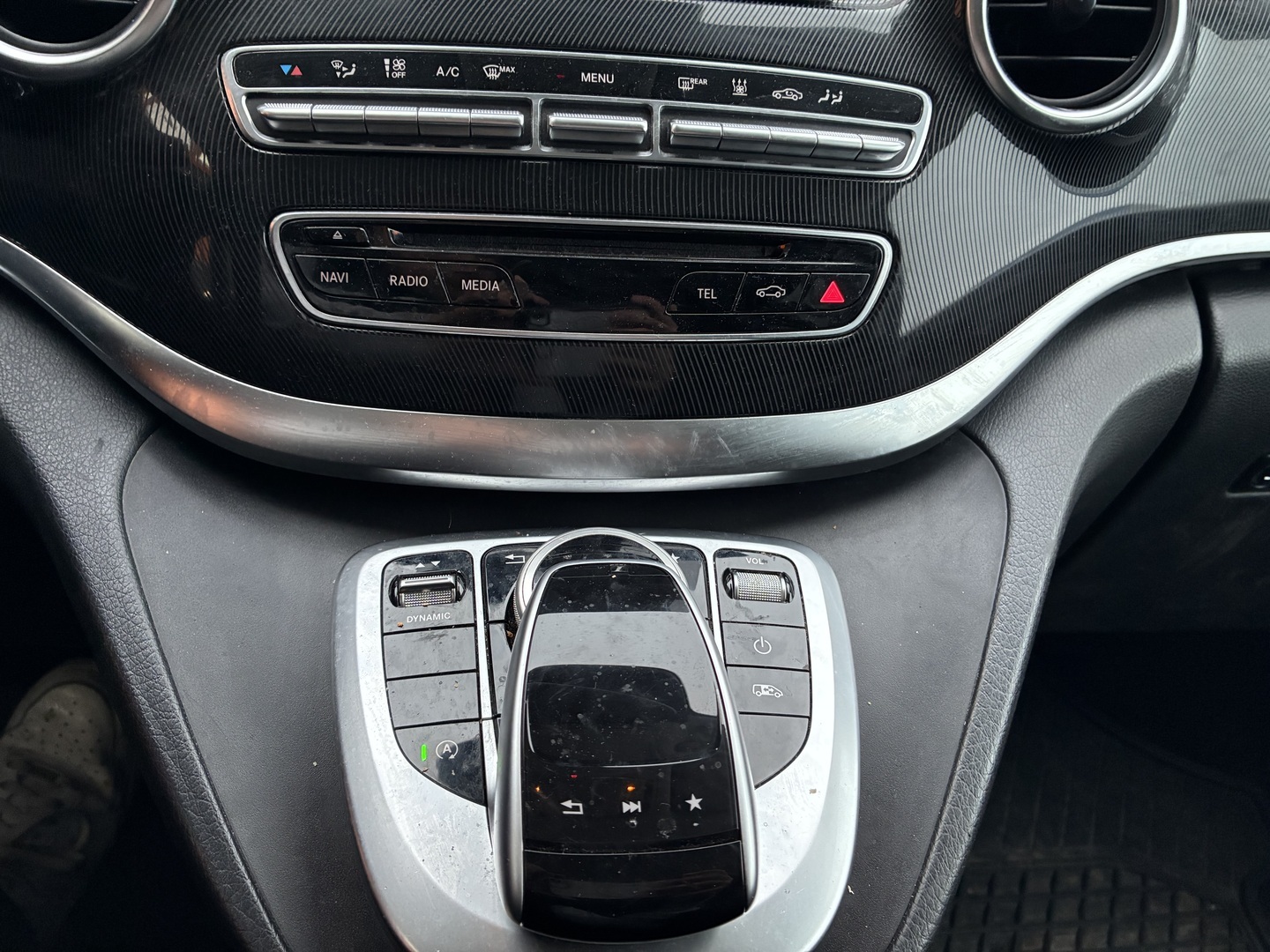 MERCEDES-BENZ V 2018