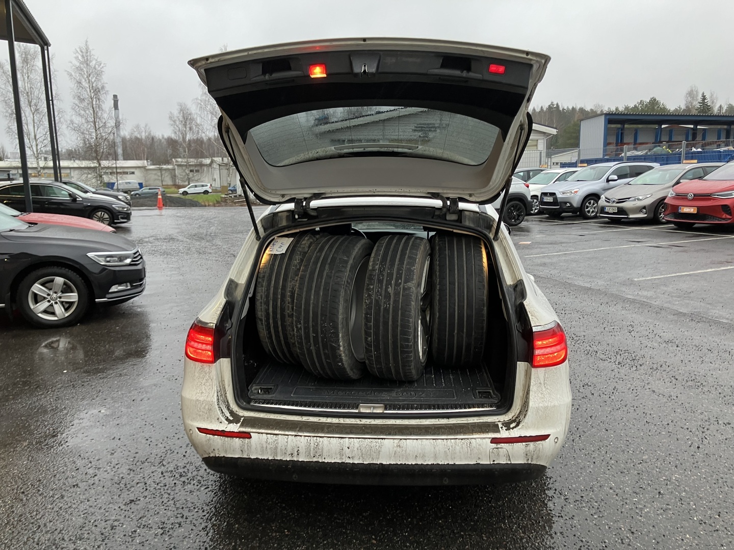 MERCEDES-BENZ E 2018