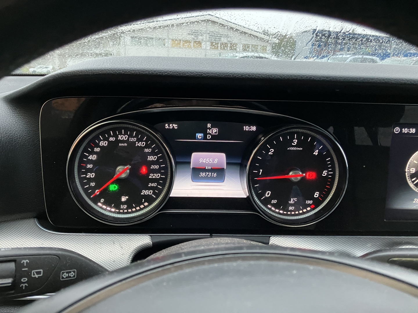 MERCEDES-BENZ E 2018