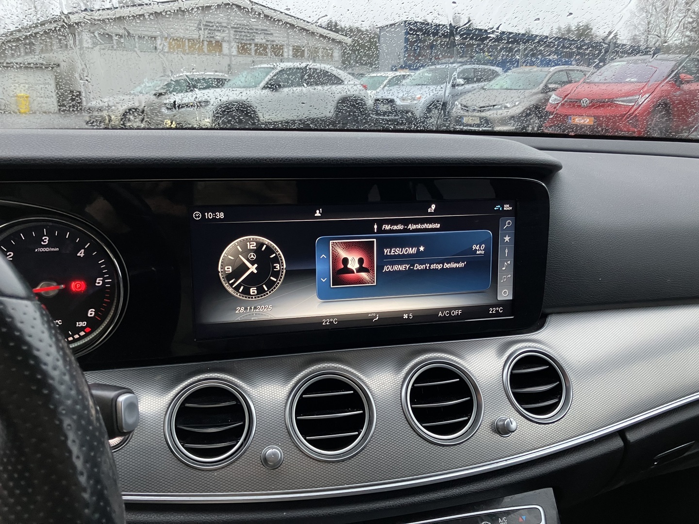 MERCEDES-BENZ E 2018