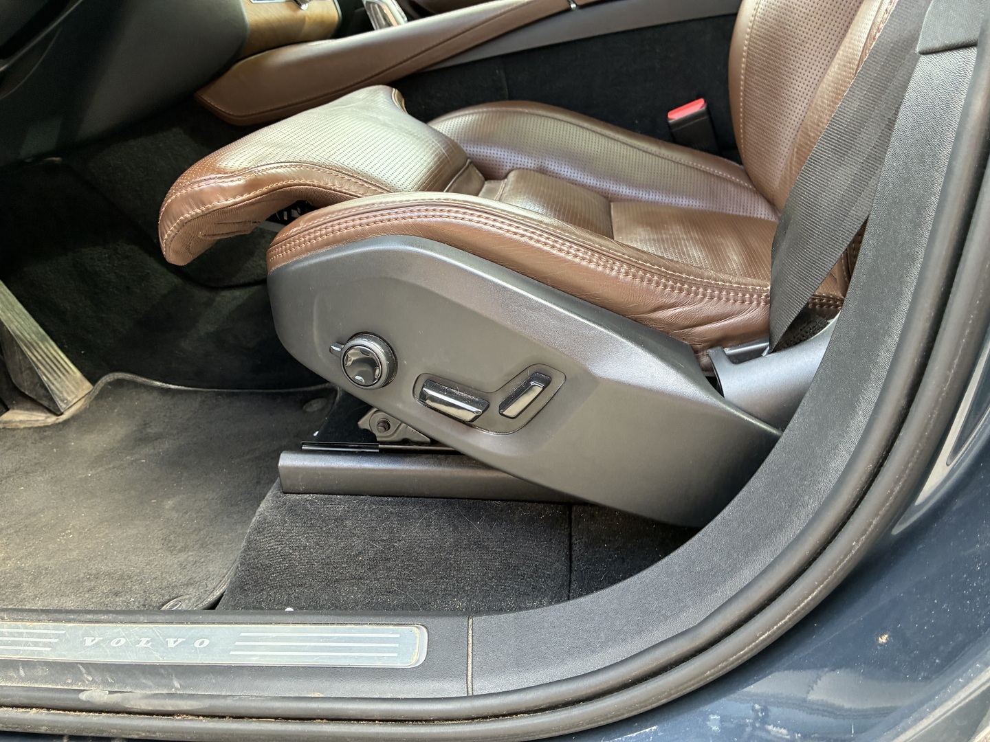 VOLVO XC90 2019