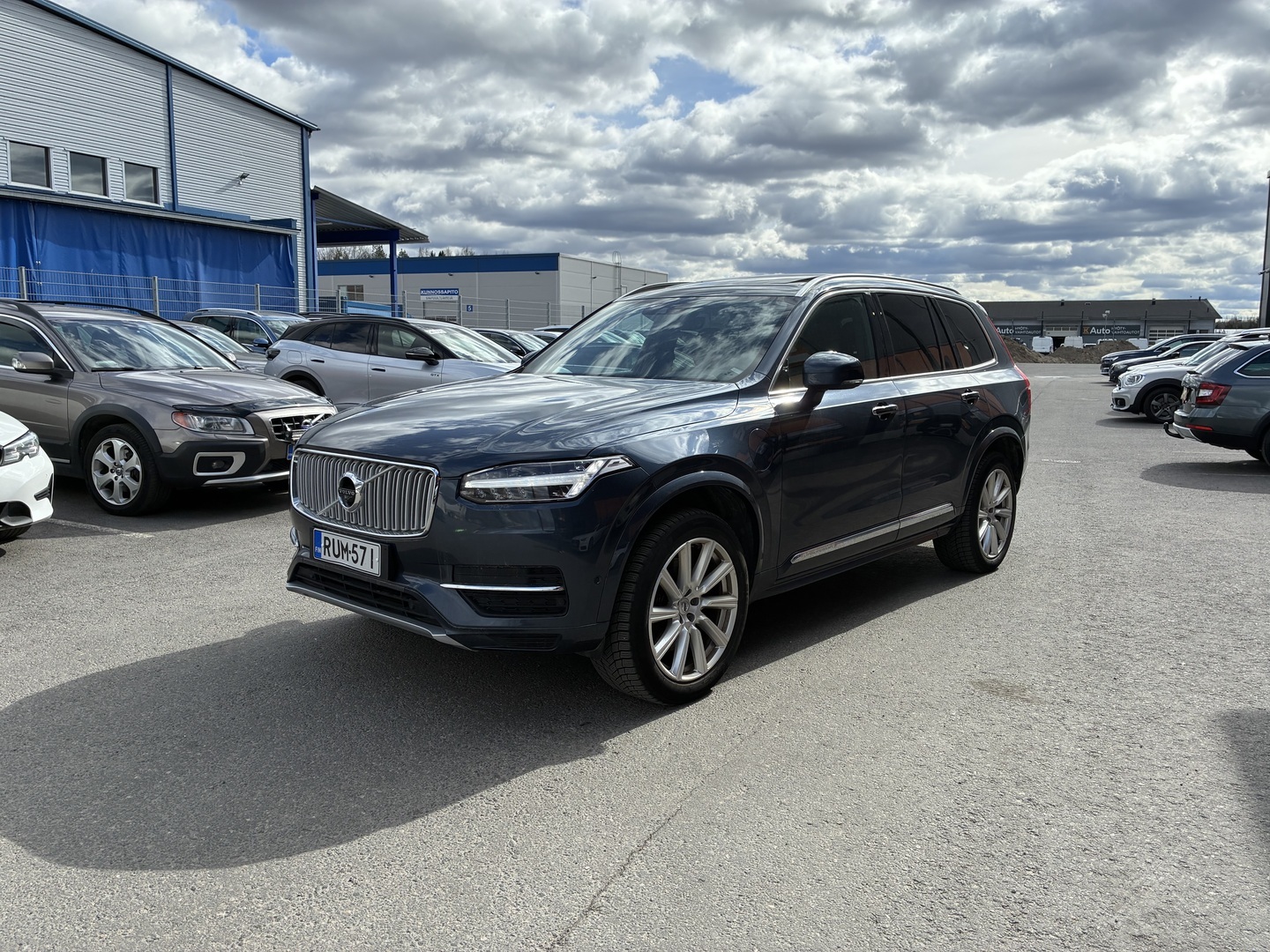 VOLVO XC90 2019