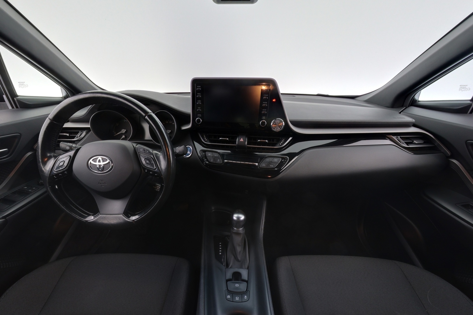 TOYOTA C-HR 2021
