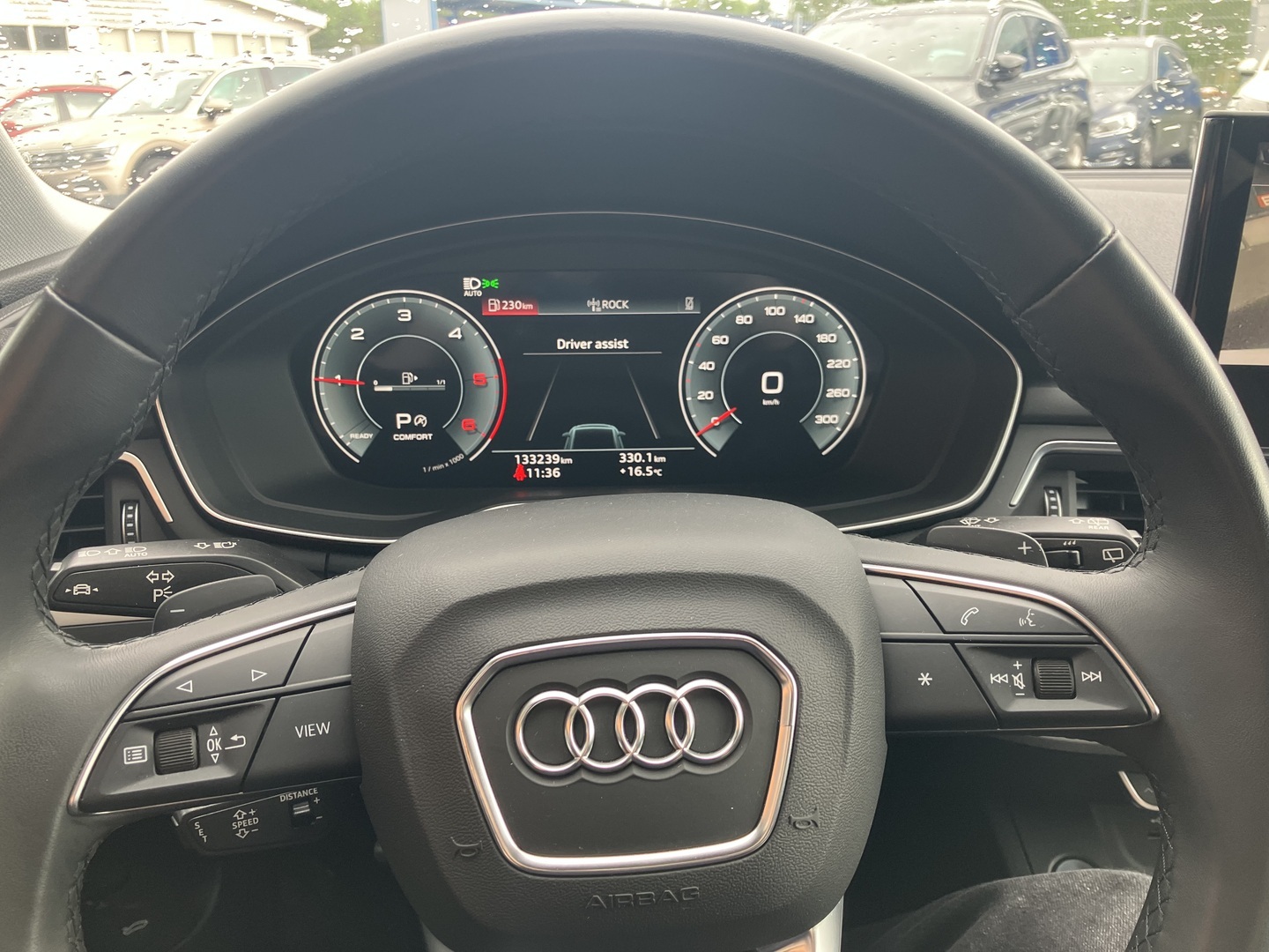 AUDI A4 2023