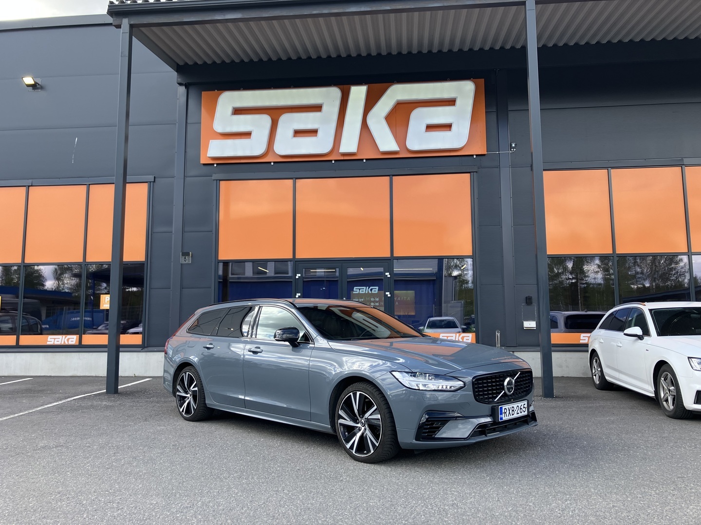 VOLVO V90 2020